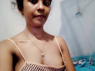 naughty girlfriend topless nude boobs selfies 004