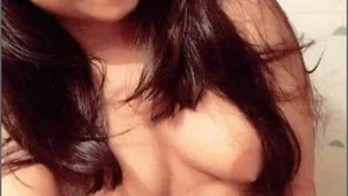 beautiful indian teen topless selfies leaked 007