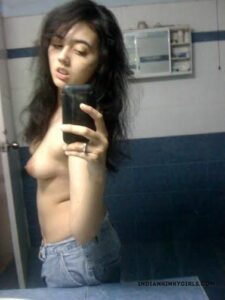 drunk indian teen nude selfies leaked 008