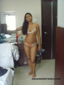 horny indian wife nude ready for sex 021
