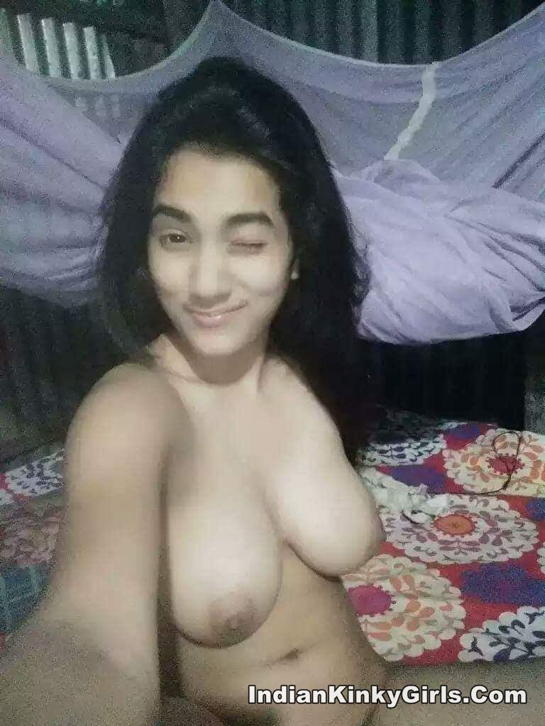 Beautiful Kanpur College Girl Nude Leaked Selfies Indian Nude Girls photo