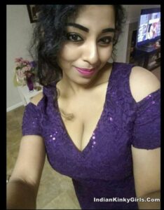 hot and horny desi girlfriend with big tits