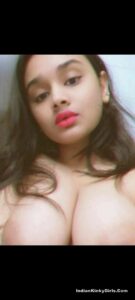 punjabi girl with huge boobs nude selfies 006