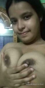 amateur desi high school girl nude selfies 007