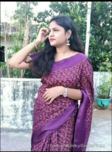beautiful busty tamil wife hot selfies 001