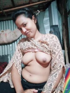 cute bihari girl nude revealing her beautiful boobs 010