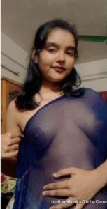 hot and curvaceous desi college girl nude photos 010