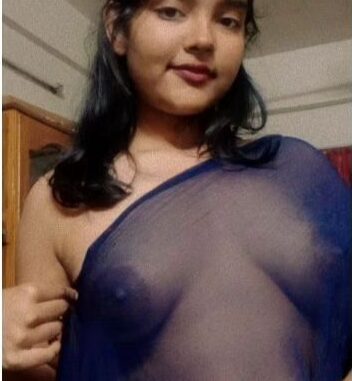hot and curvaceous desi college girl nude photos 010