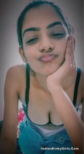 naughty desi tamil girls nude with big tits selfies 001
