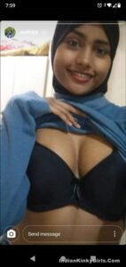 insanely hot desi girlfriend nude with beautiful tits
