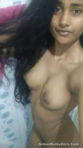 insanely hot desi girlfriend nude with beautiful tits 005