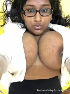 nri bitch massive sized boobs nude selfies 012