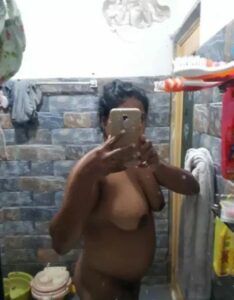 mallu university girl with thick body nude selfies 007