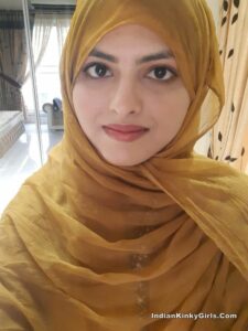 pregnant muslim wife nude selfies scandal 001