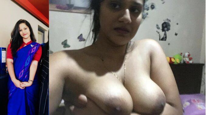 naughty desi housewife shows her milky boobs