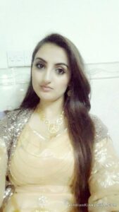 nri wife nude selfies leaked by her lover 001