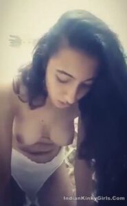 a naughty nude teen from mumbai fingers pussy 007