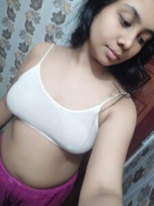 indian tamil girl topless photos leaked