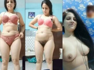 naughty desi wife strip naked and finger pussy