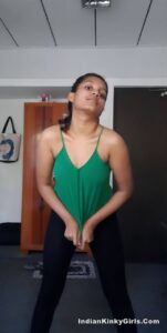 insanely hot indian girl nude oiled up body