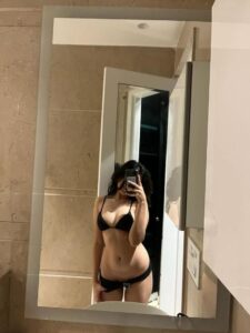 leaked nudes sexy daughter of rich businessman 008