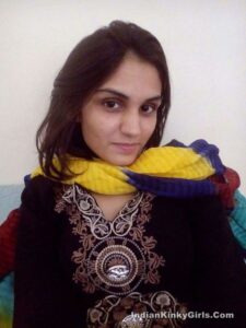 pakistani hijab girl nude selfie boobs & pussy photos