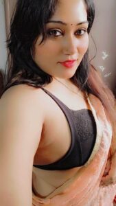 punjabi hot wife nude and sexy photos 011