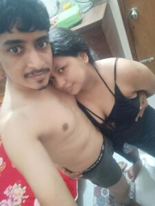 desi cuckold couple sex scandal photos 005