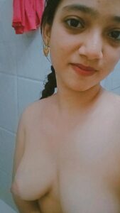 lovely desi girlfriend topless selfies with saggy boobs 008