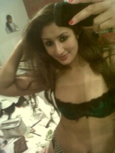 sexy bikini photo of delhi college girl 007