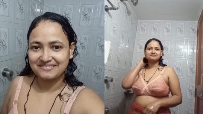 village housewife nude video call screenshots