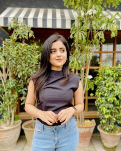 gorgeous indian bangalore girl nude selfies 002