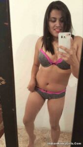 cute indian college girl nude photos leaked 003