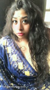 desi gaand on chubby desi girl leaked selfies 002