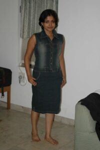 indian married woman having sex with her boss on business trip 036