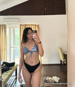 rich indian sexy girlfriend leaked hot selfies 001