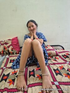 udaipur school teacher nude and topless pics 003