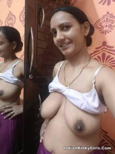 udaipur school teacher nude and topless pics 012