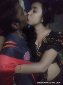 desi village bhabhi nude affair with lover xxx photos 002