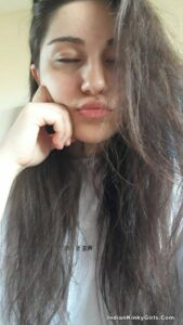 gorgeous kashmiri girl nude with huge ass 001