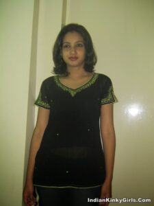 horny pune gf nude desi blowjob photos 001