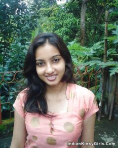horny pune gf nude desi blowjob photos 002