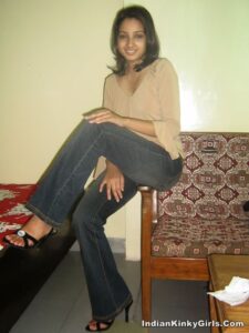 horny pune gf nude desi blowjob photos 003