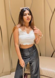 hot indian amity university girl nude pics 001