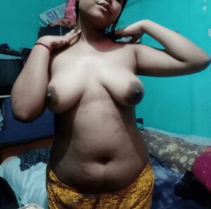 hot kanpur school teacher leaked desi nude selfies 009