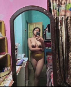 hot kanpur school teacher leaked desi nude selfies 019