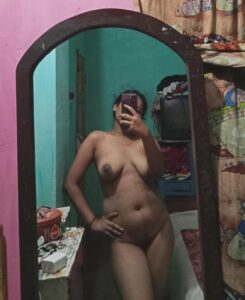 hot kanpur school teacher leaked desi nude selfies 022