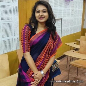 pretty looking mba student ragini nude desi girl