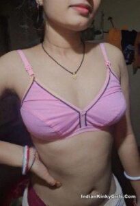 traditional looking village nude kannada girl 002