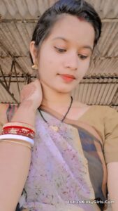 traditional looking village nude kannada girl 004